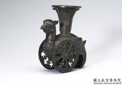 图片[3]-Pigeon-form with vase and wheels, late Ming dynasty (1368-1644)-China Archive